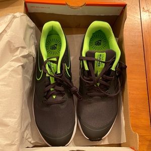 Brand new in the box Nike star runners.